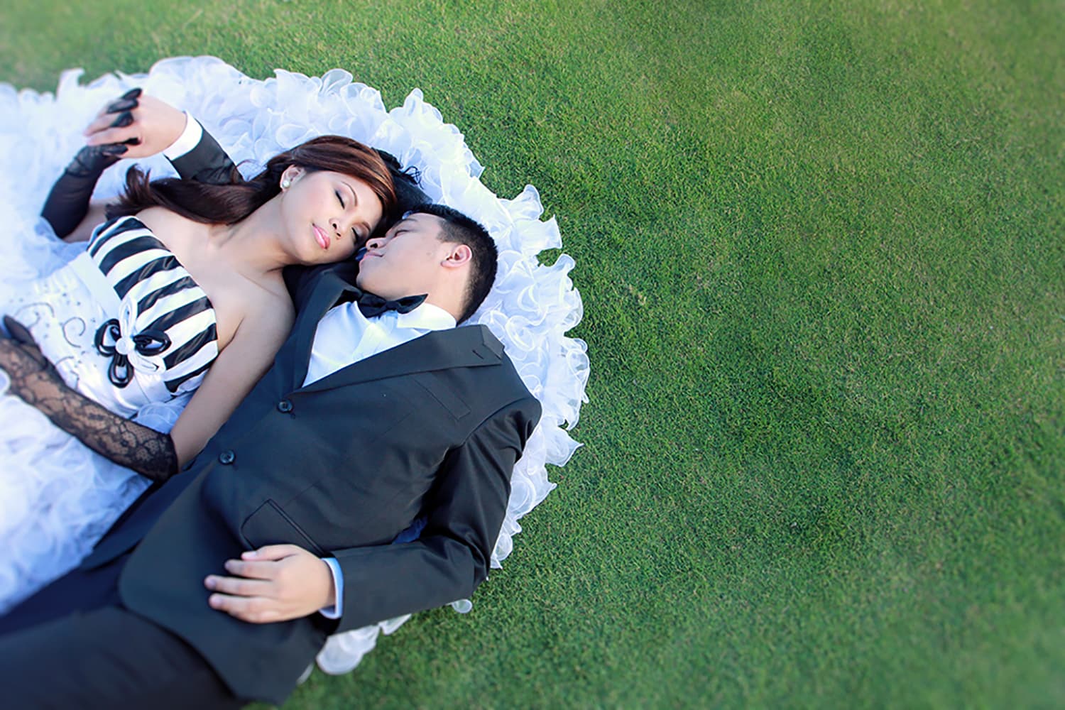 Asian wedding couple portrait